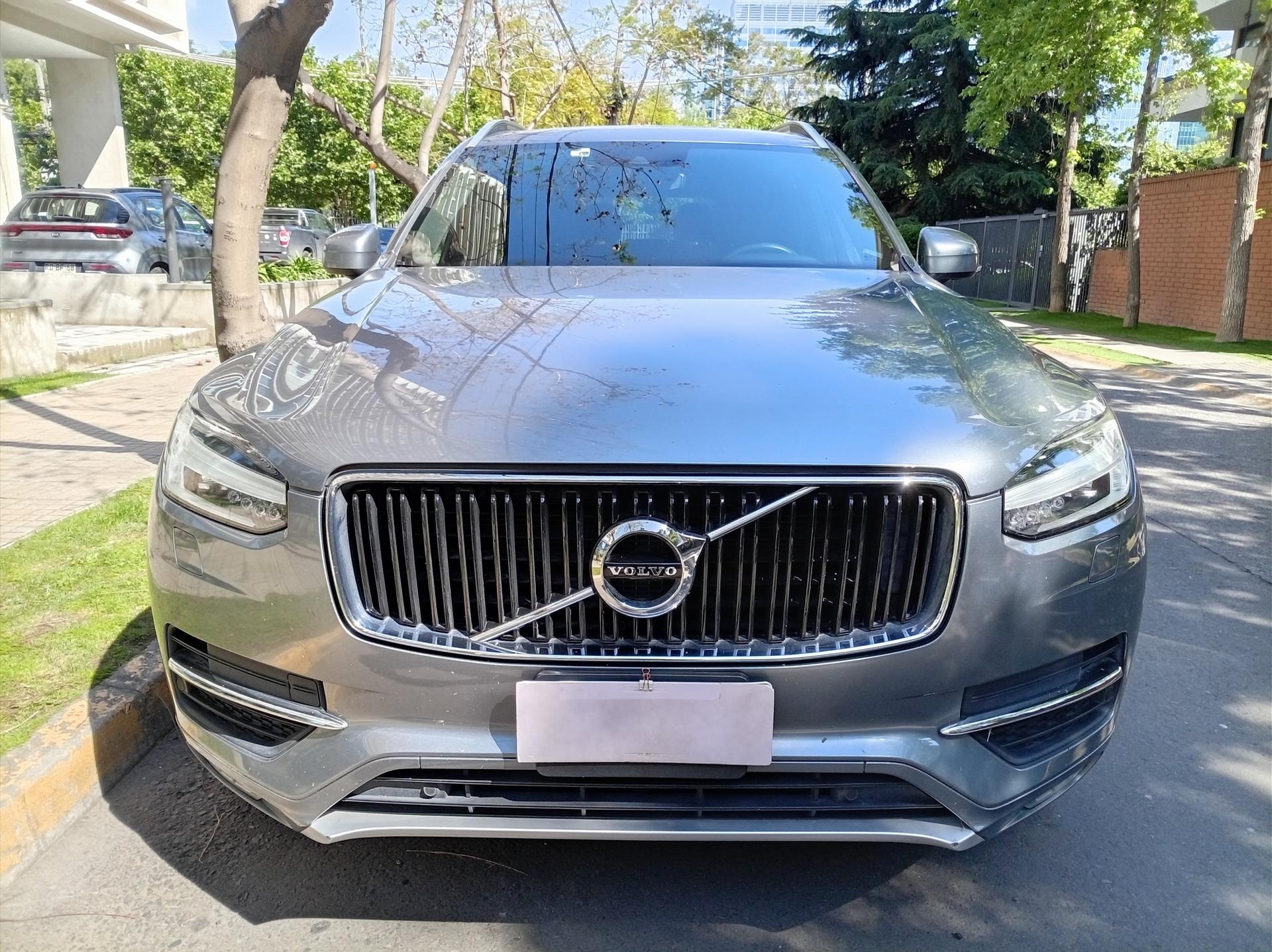 Volvo XC90 2