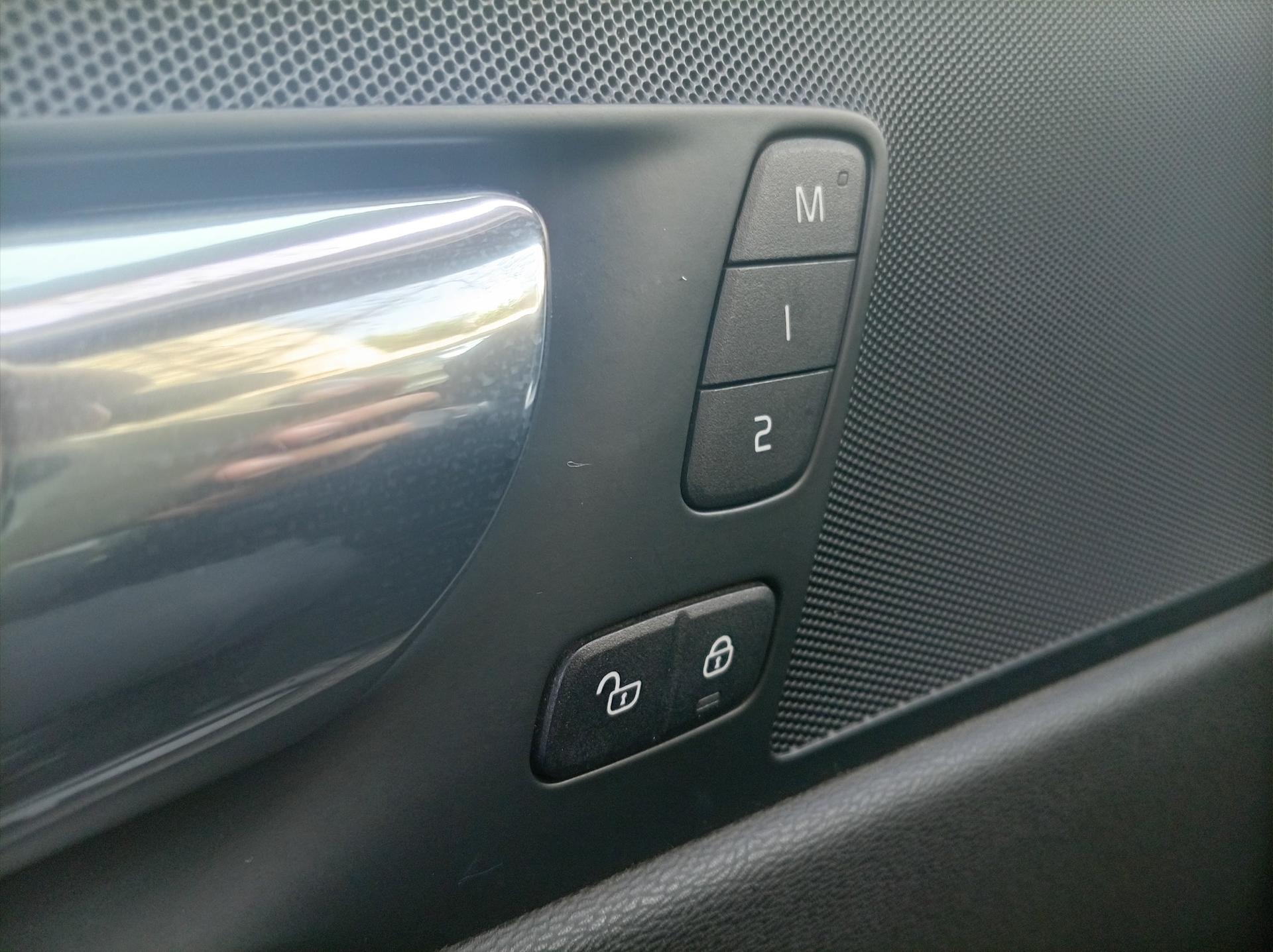 Volvo XC60 17