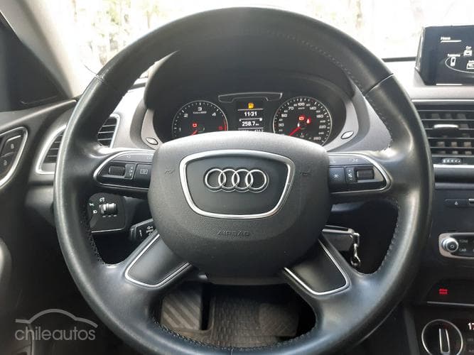 Audi Q3 15
