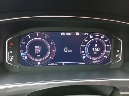 Volkswagen Tiguan 7