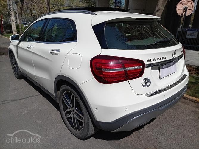 Mercedes-Benz Gla 220D 6
