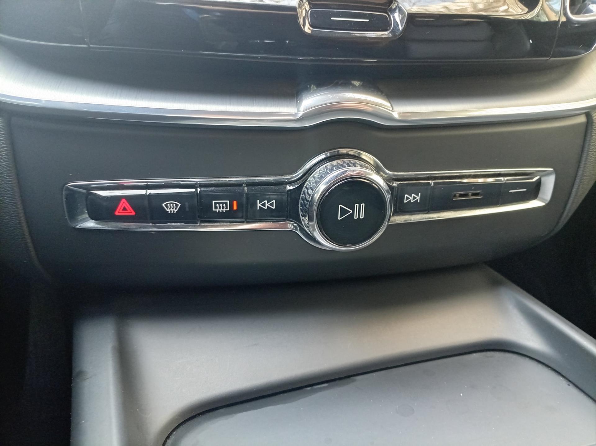 Volvo XC60 13