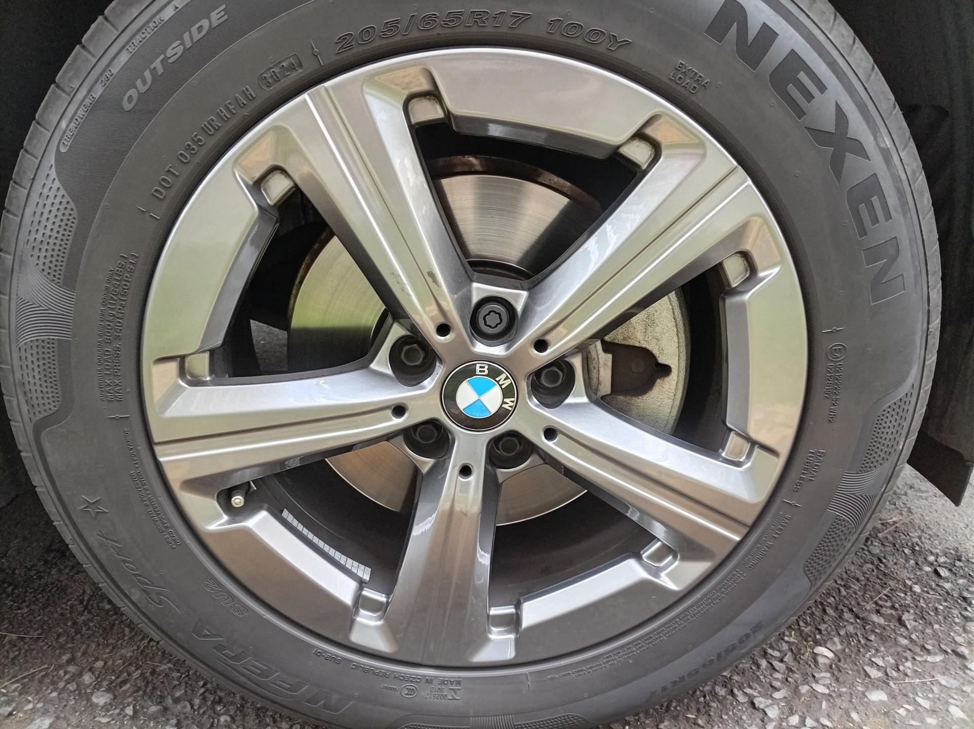 BMW X1 29