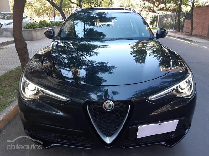 Alfa Romeo Stelvio 2