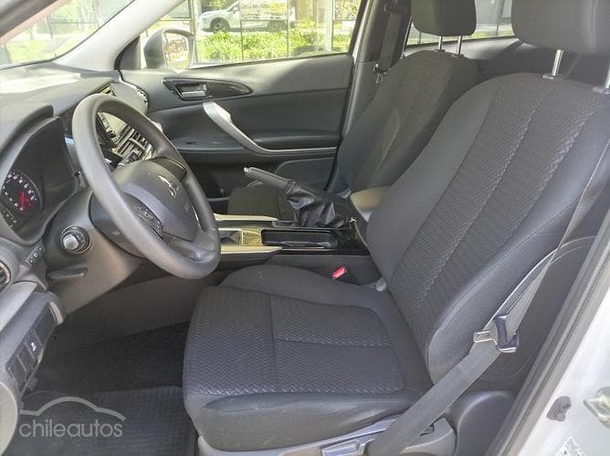 Mitsubishi Eclipse Cross 14