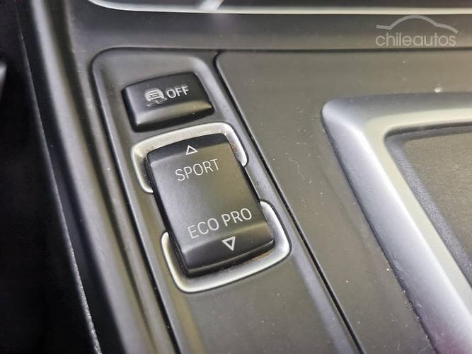 BMW 220 13