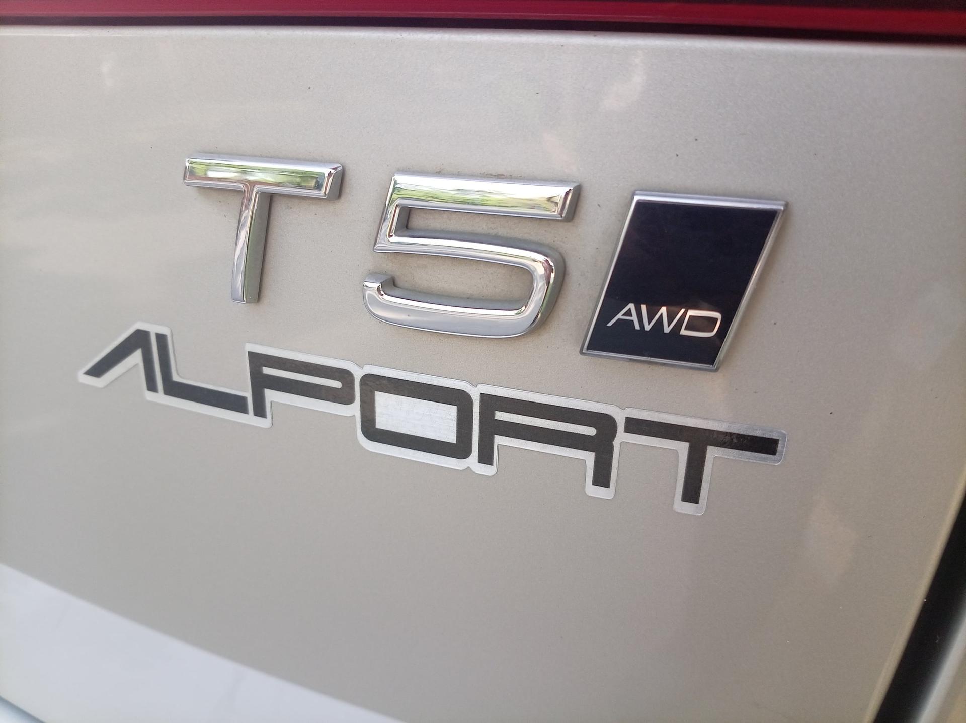 Volvo XC60 25