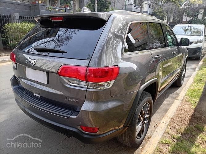 Jeep Grand Cherokee 6