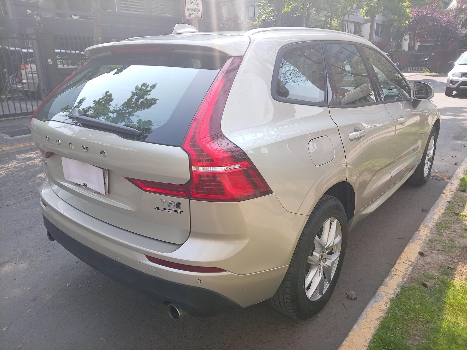 Volvo XC60 4