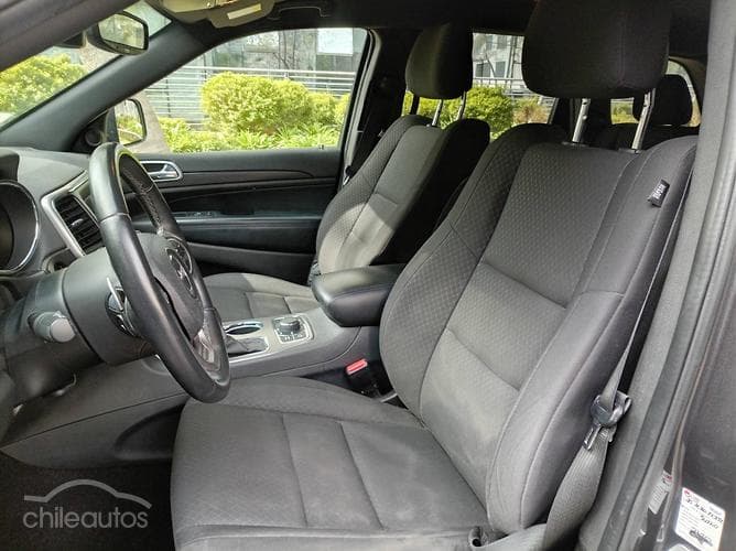 Jeep Grand Cherokee 20