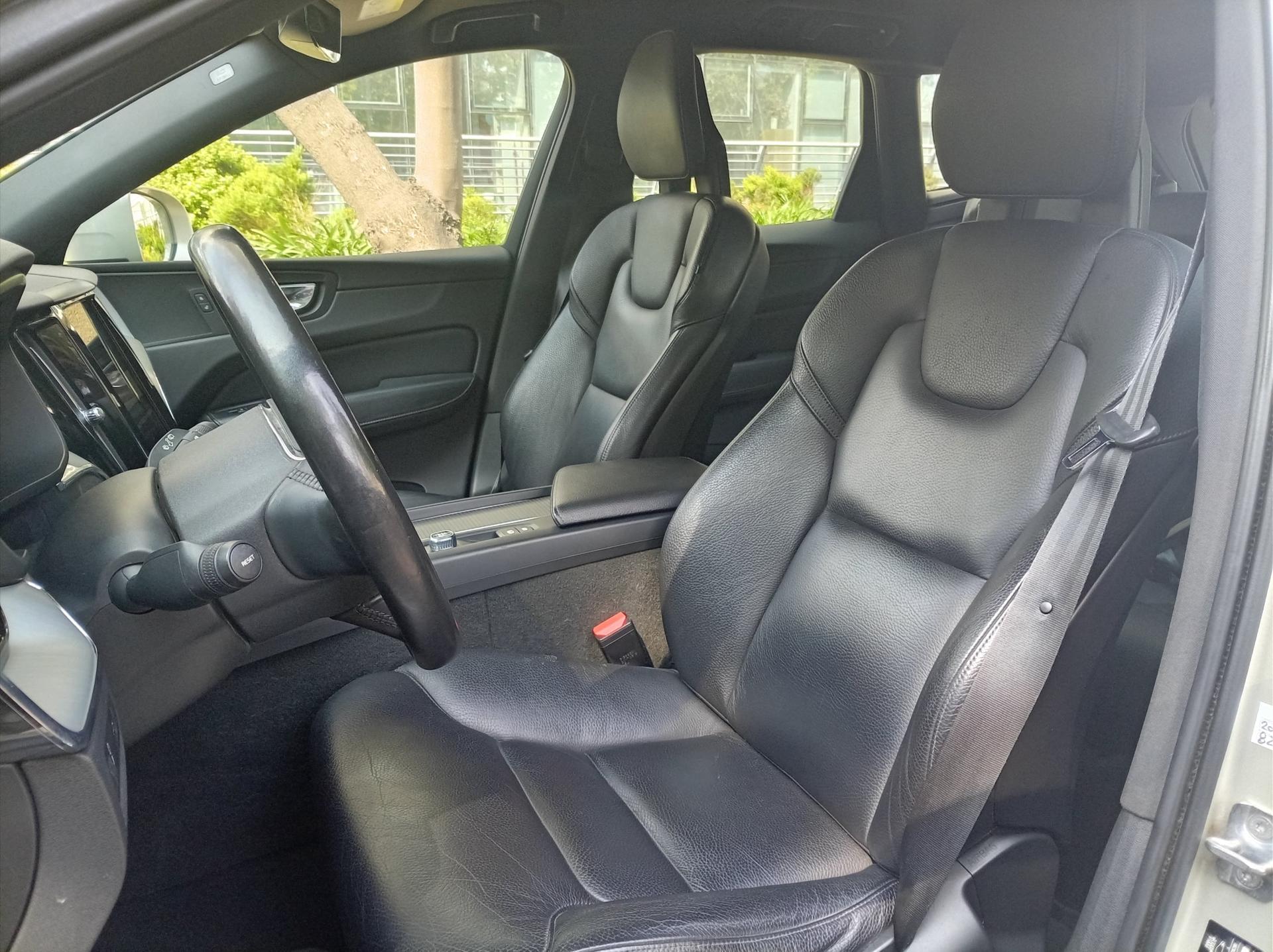 Volvo XC60 18