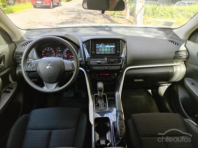 Mitsubishi Eclipse Cross 16