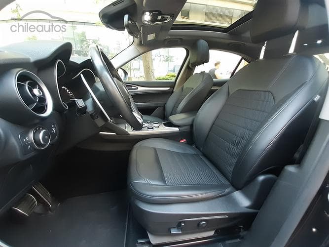 Alfa Romeo Stelvio 18