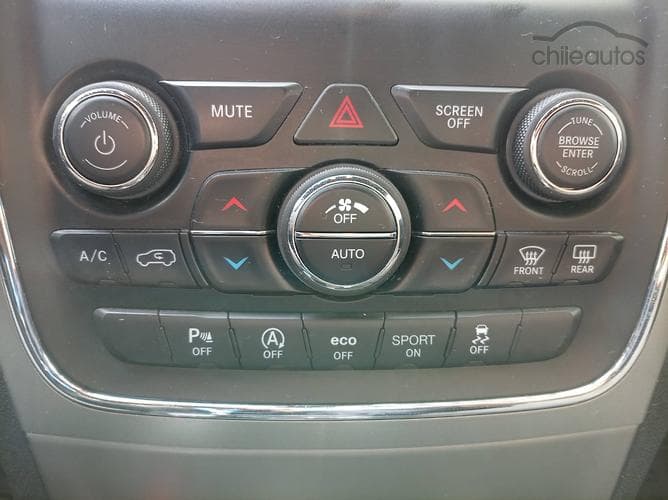 Jeep Grand Cherokee 12