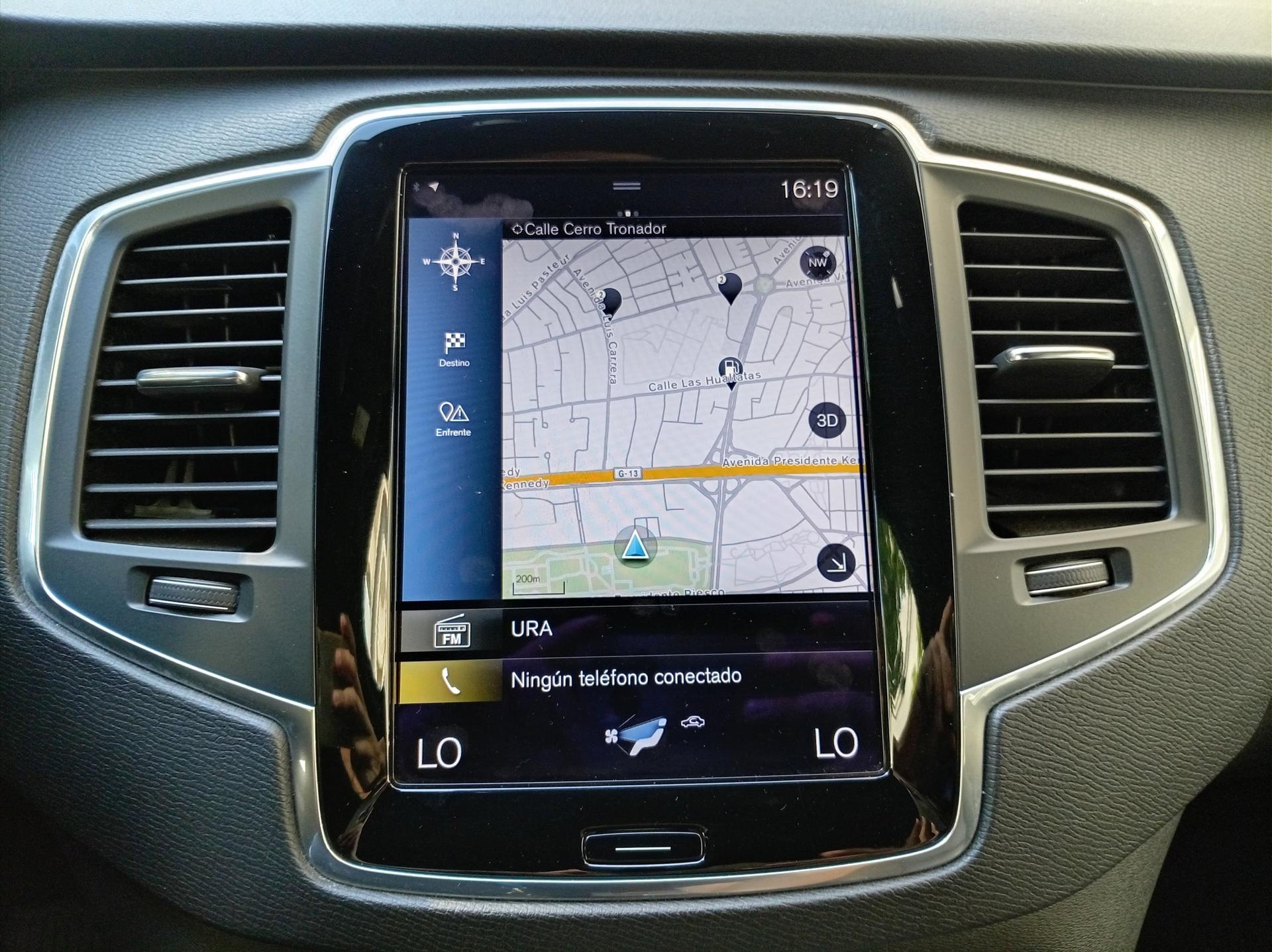 Volvo XC90 10