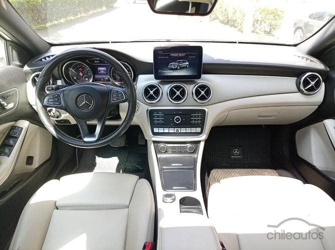 Mercedes-Benz Gla 220D 18