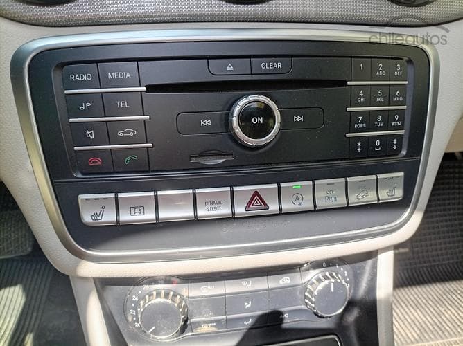 Mercedes-Benz Gla 220D 12