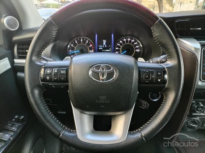 Toyota Fortuner 24