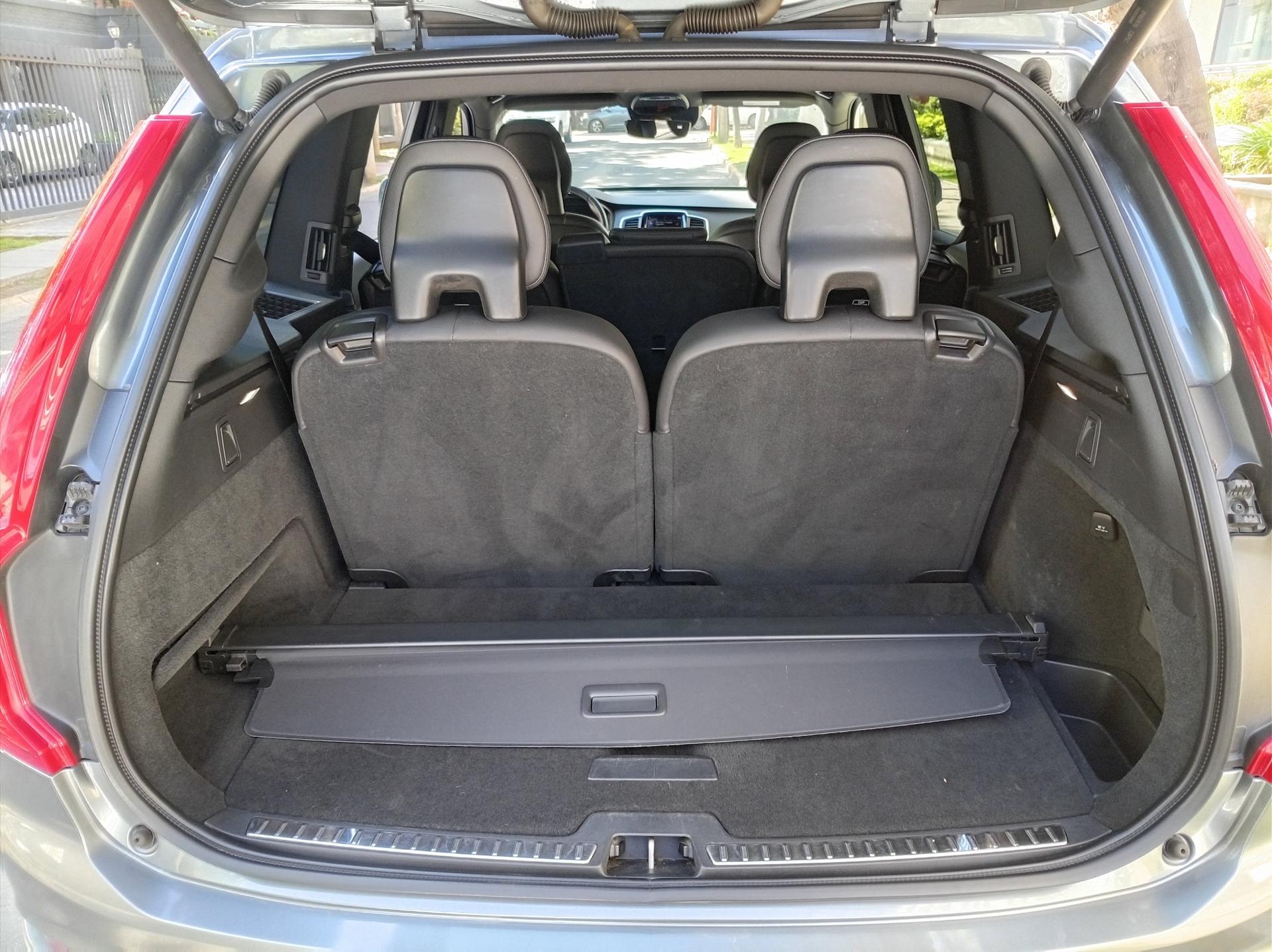 Volvo XC90 25