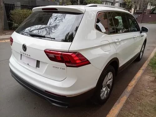 Volkswagen Tiguan 4