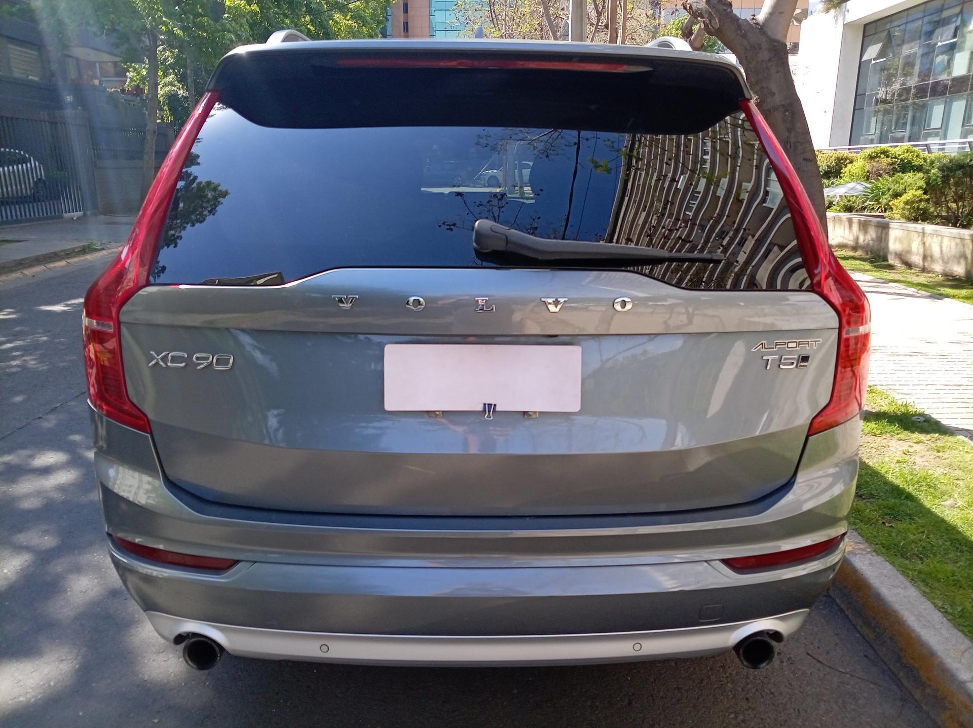 Volvo XC90 5