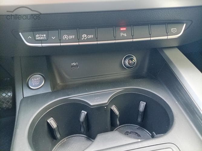 Audi A4 13