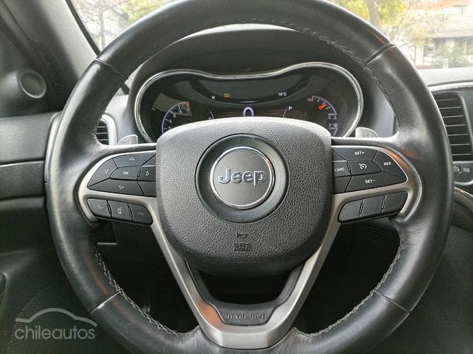 Jeep Grand Cherokee 18