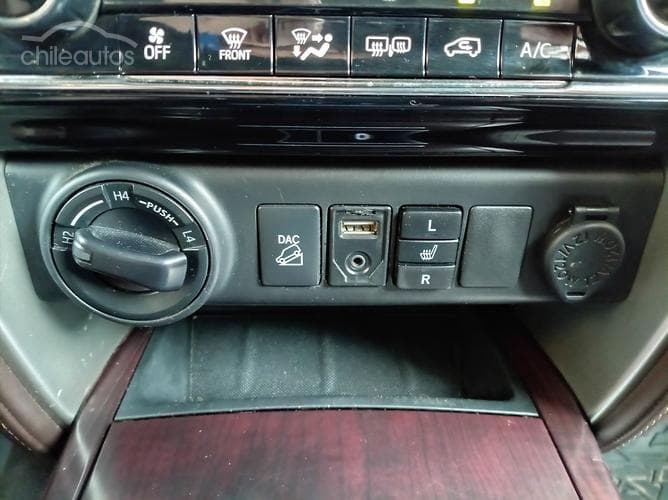Toyota Fortuner 14