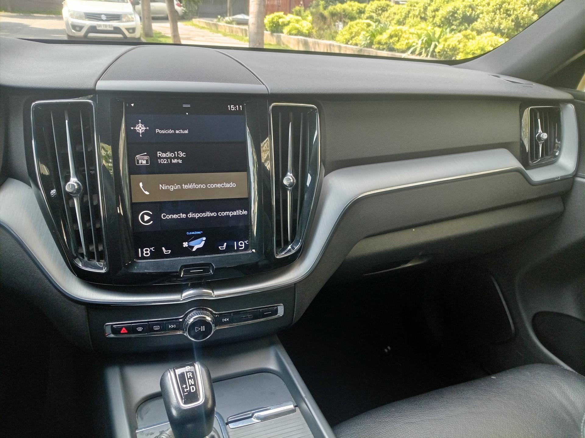 Volvo XC60 8