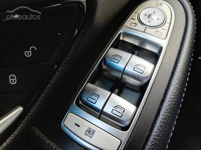 Mercedes-Benz Glc 350 14