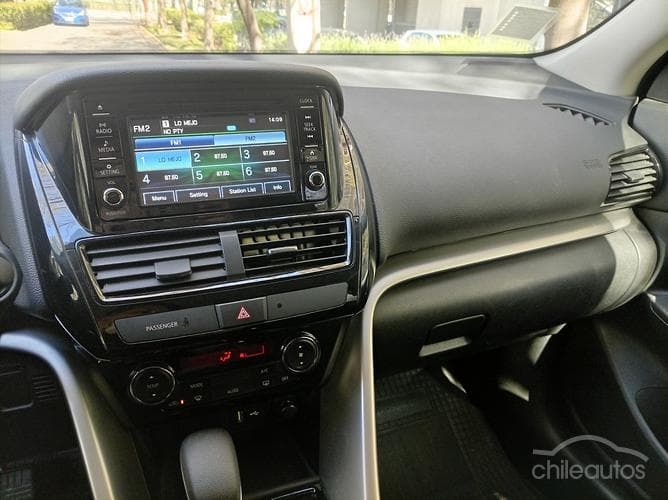 Mitsubishi Eclipse Cross 8