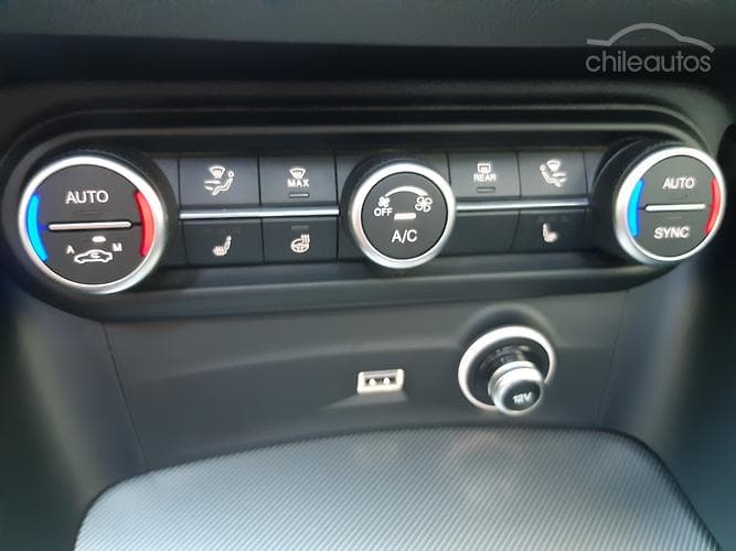 Alfa Romeo Stelvio 11