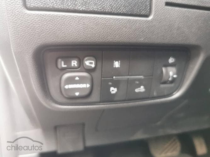 Peugeot Landtrek 11