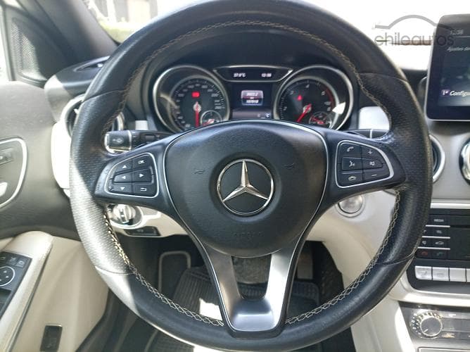 Mercedes-Benz Gla 220D 19