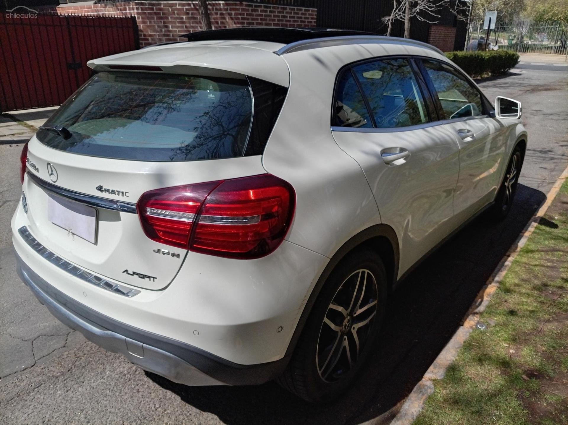 Mercedes-Benz Gla 220D 4