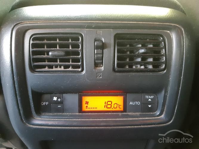 Nissan Pathfinder 18