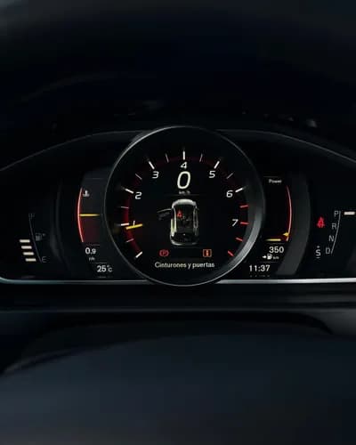 Volvo V40 10