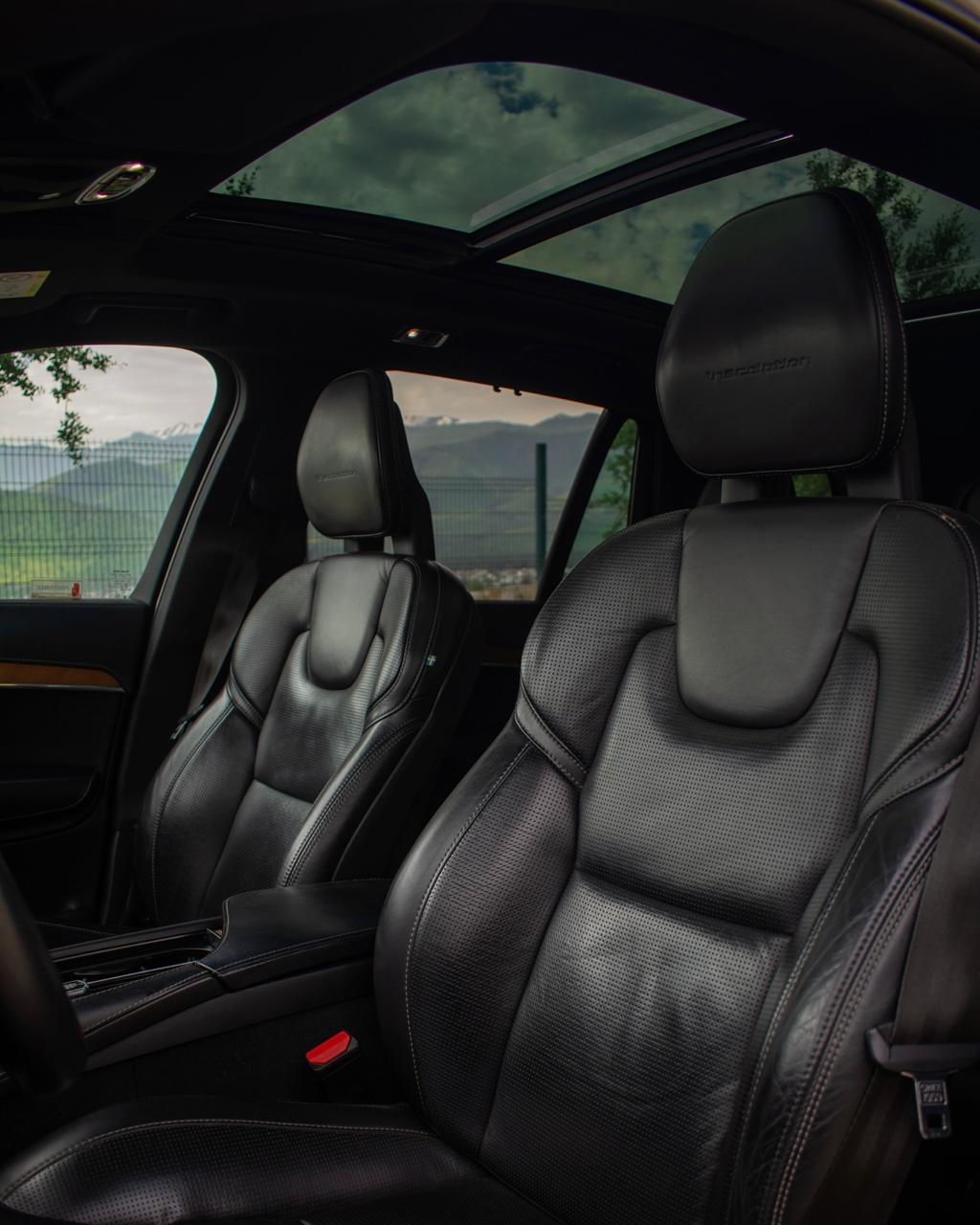 Volvo XC90 11