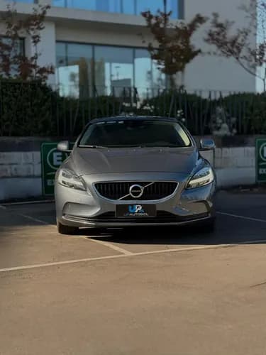 Volvo V40 2