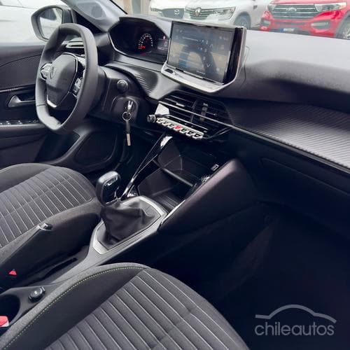 Peugeot 208 16