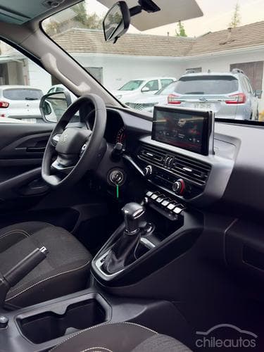 Peugeot Landtrek 19