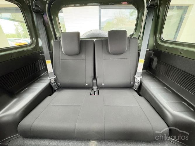 Suzuki Jimny 20