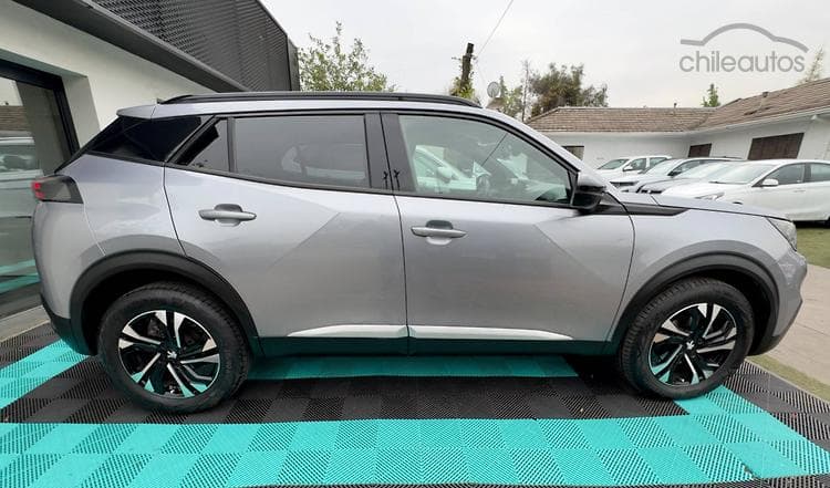 Peugeot 2008 10