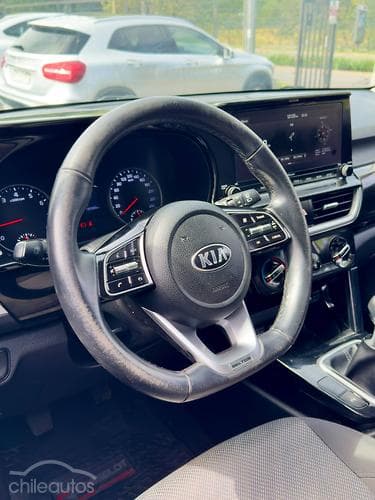 Kia Seltos 14