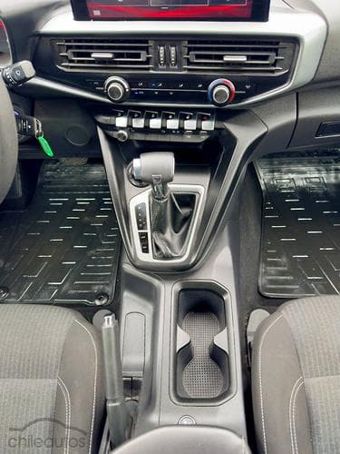 Peugeot Landtrek 17