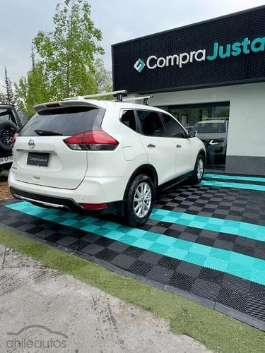 Nissan X-Trail 7