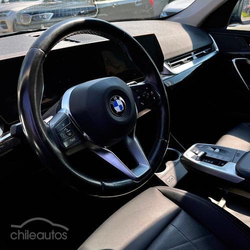 BMW X1 13