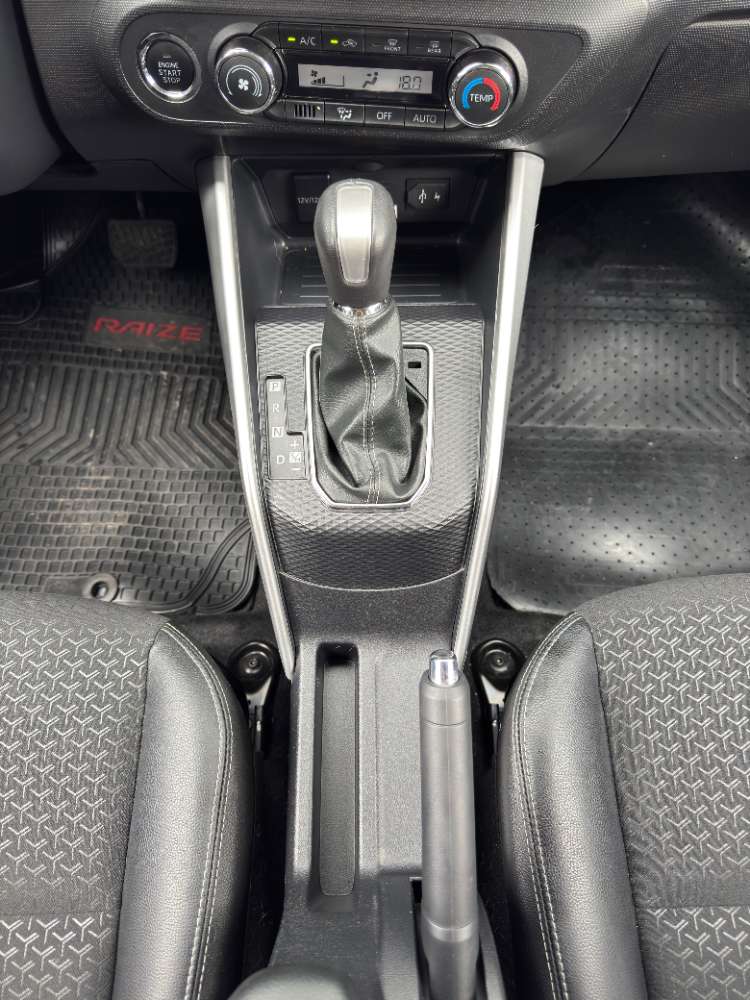 Toyota Raize 23
