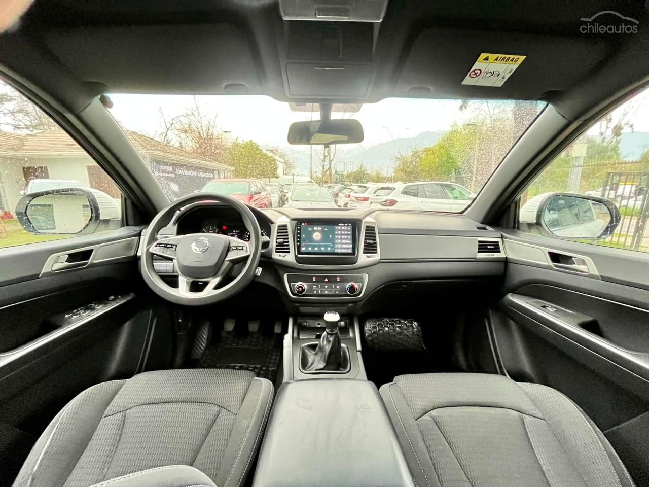 SsangYong Grand Musso 21