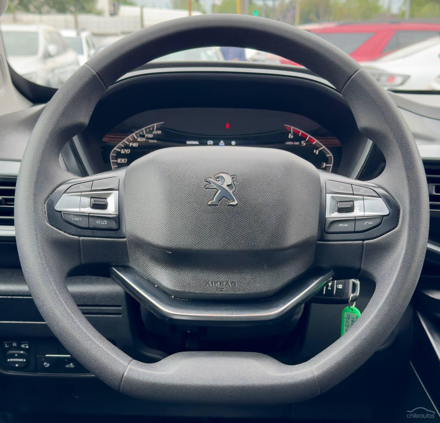 Peugeot Landtrek 14